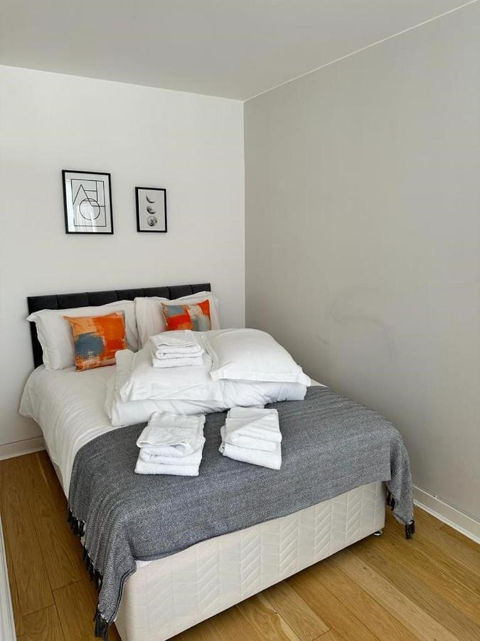 2A Soho Studios By Indigo Flats Sleeps 4 London Exteriör bild